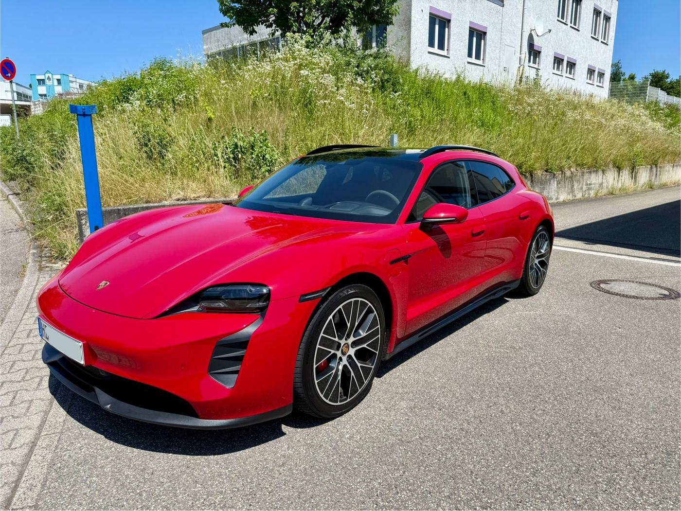 Porsche Taycan nach der Fahrzeugpflege
